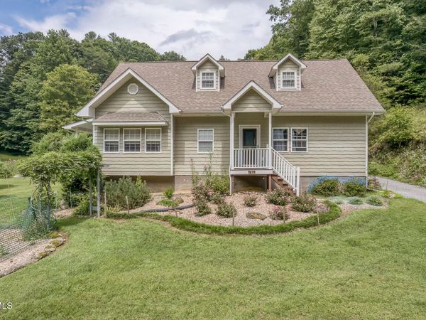 7519 Wolf Run Road, Bristol, VA 24202