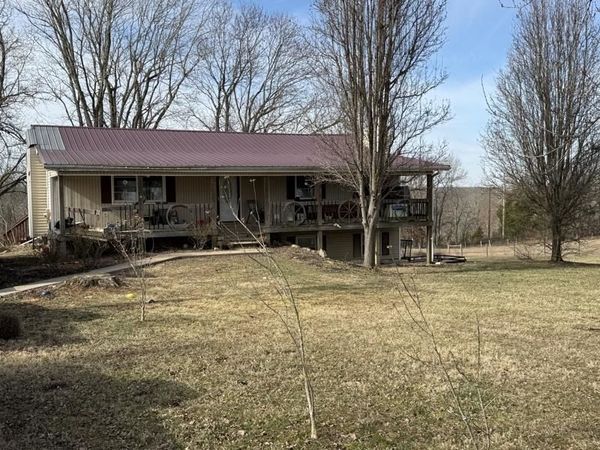 1509 N Toohey Ridge Road , Cave City, KY 42127