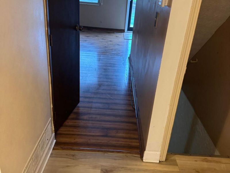4852 Snowbird Circle, Unit 13B, Columbus, OH 43229 Photo 8