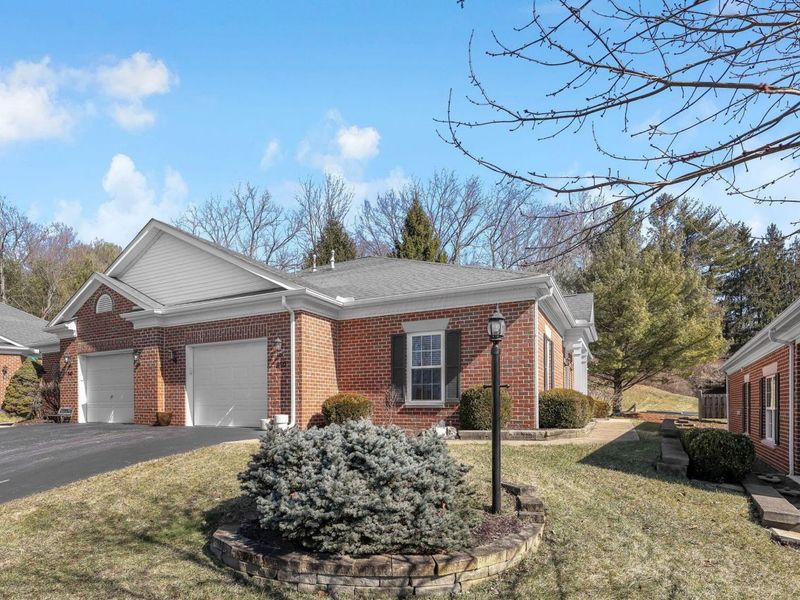 850 W Maple Street, Granville, OH 43023 Photo 3