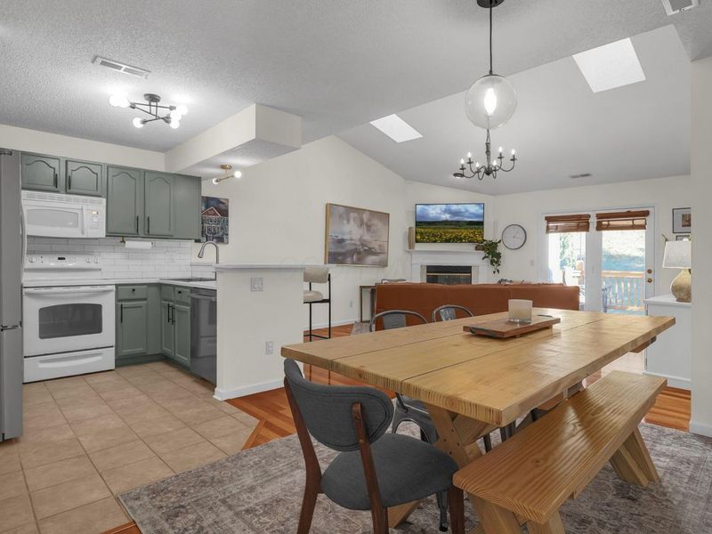 850 W Maple Street, Granville, OH 43023 Photo 5