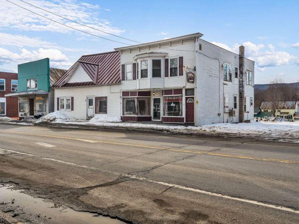 346-348 Main Street , Bingham, ME 04920