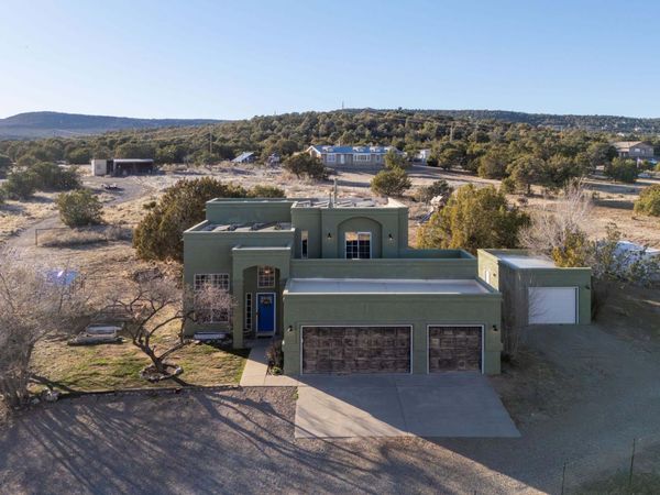 711 Tierra Alegre Court, Tijeras, NM 87059