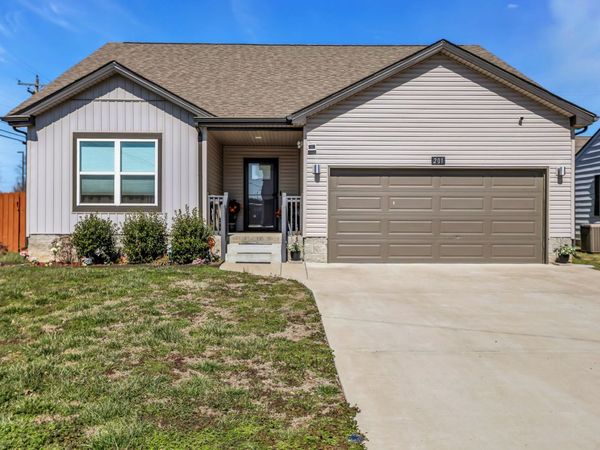 201 Burch Rd , Clarksville, TN 37042