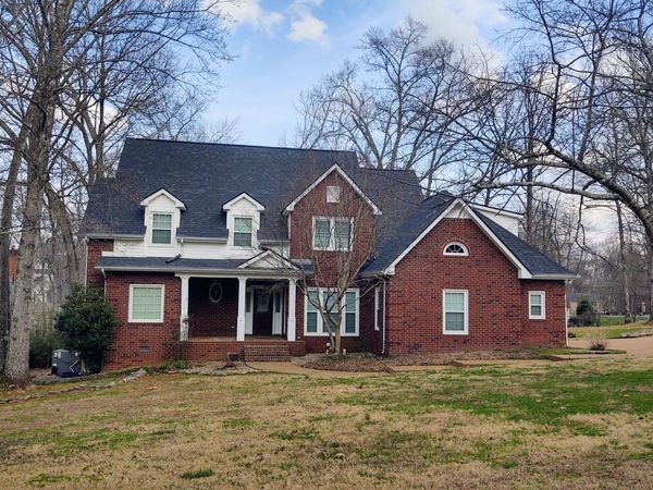 143 Laural Hill Dr, Smyrna, TN 37167