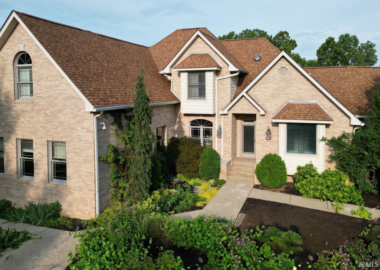 1817 E Cheyanne Lane, Bloomington, IN 47401