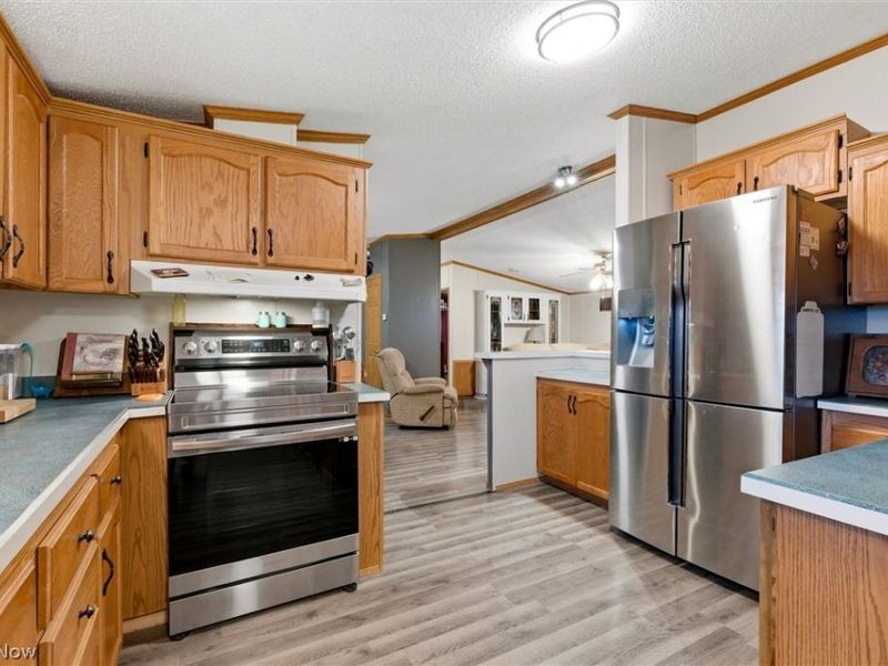 6502 N Park Avenue, Bristolville, OH 44402 Photo 10