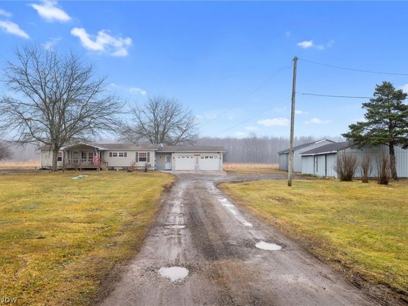 6502 N Park Avenue, Bristolville, OH 44402 Photo 2