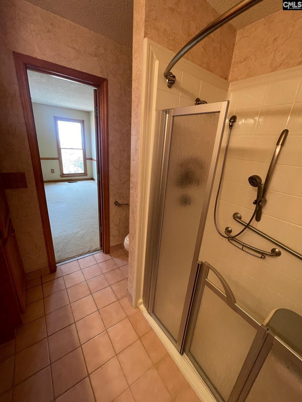 1281 Surrey Lane  Photo 14