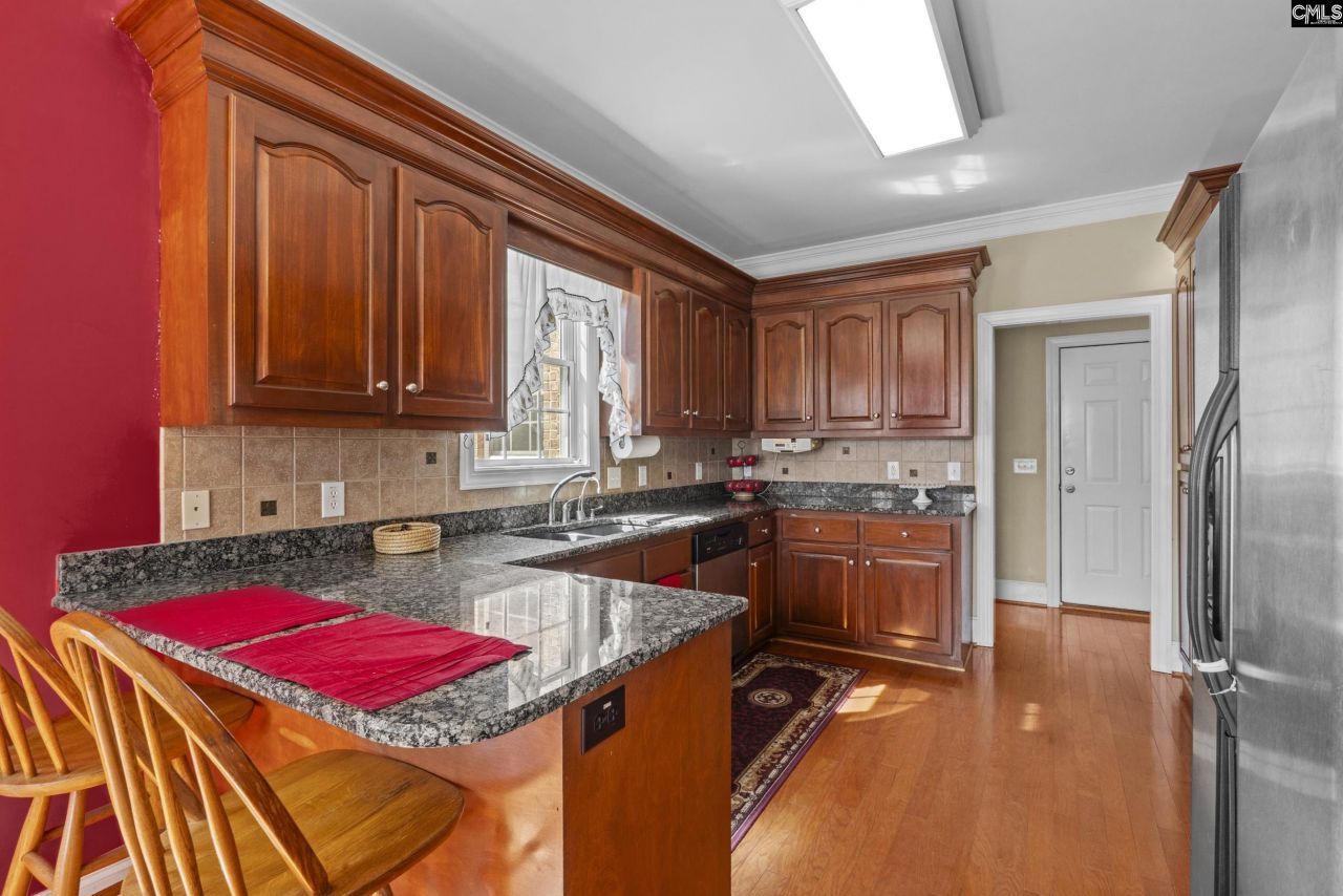 619 Barr Rd  Photo 12