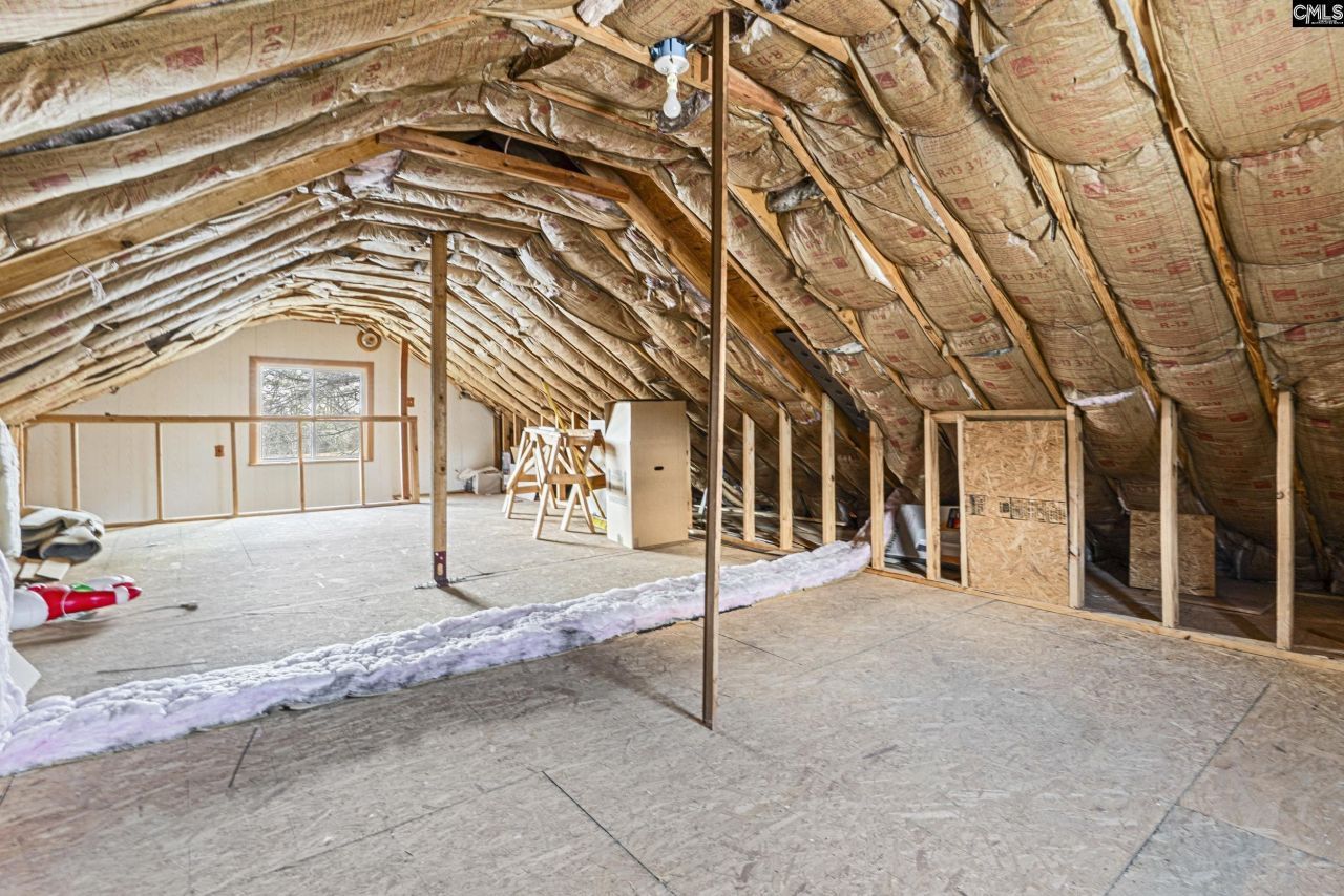 619 Barr Rd  Photo 33