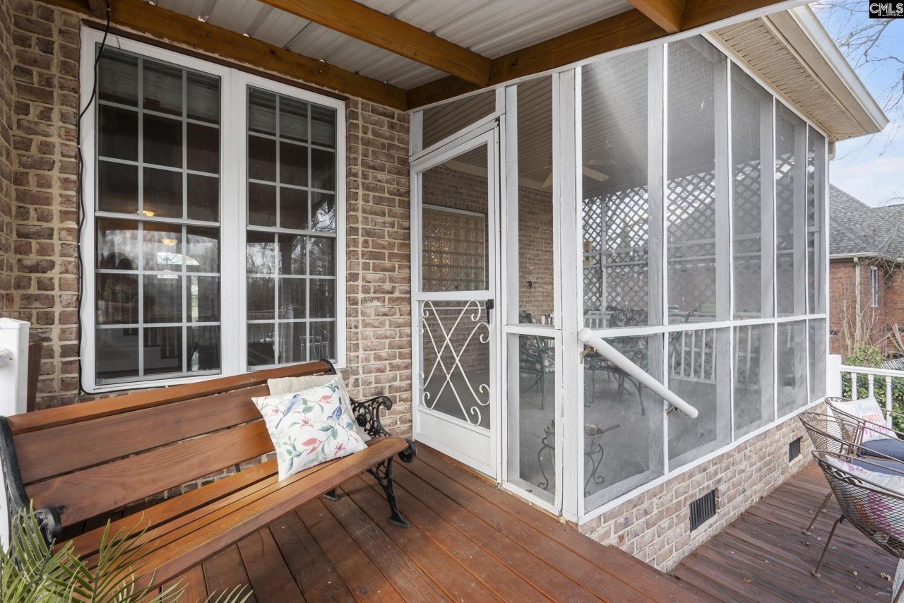 619 Barr Rd  Photo 37