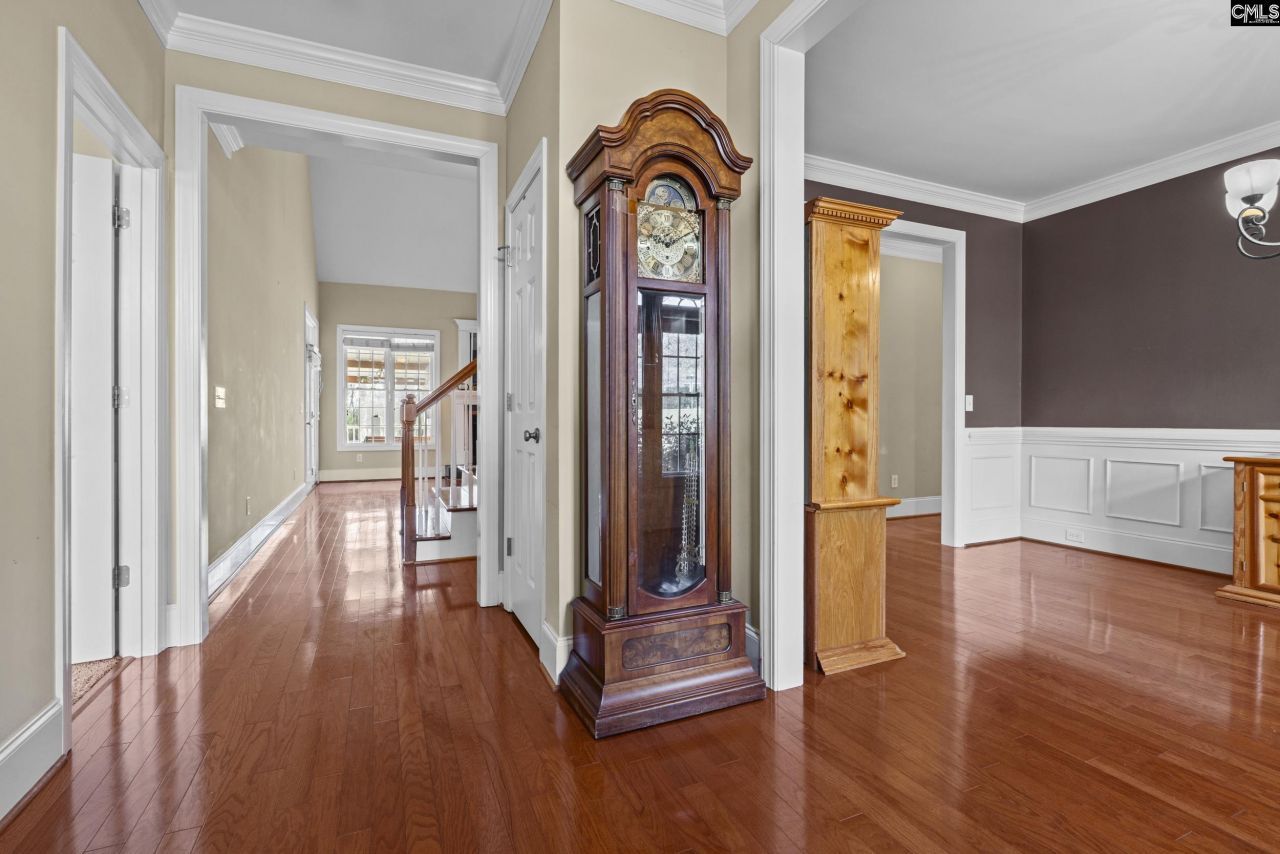 619 Barr Rd  Photo 4