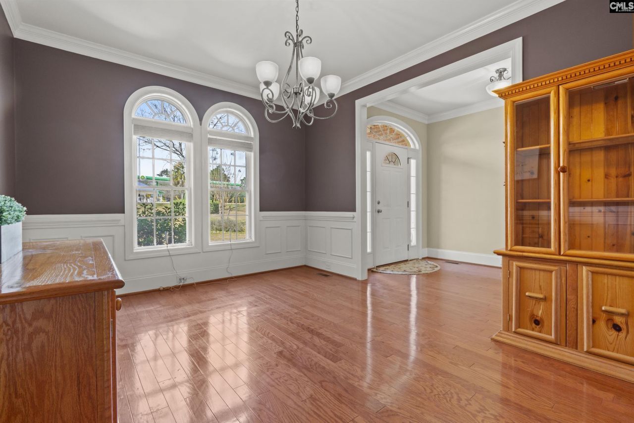 619 Barr Rd  Photo 6