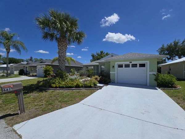 6621 Picante Circle, Fort Pierce, FL 34951