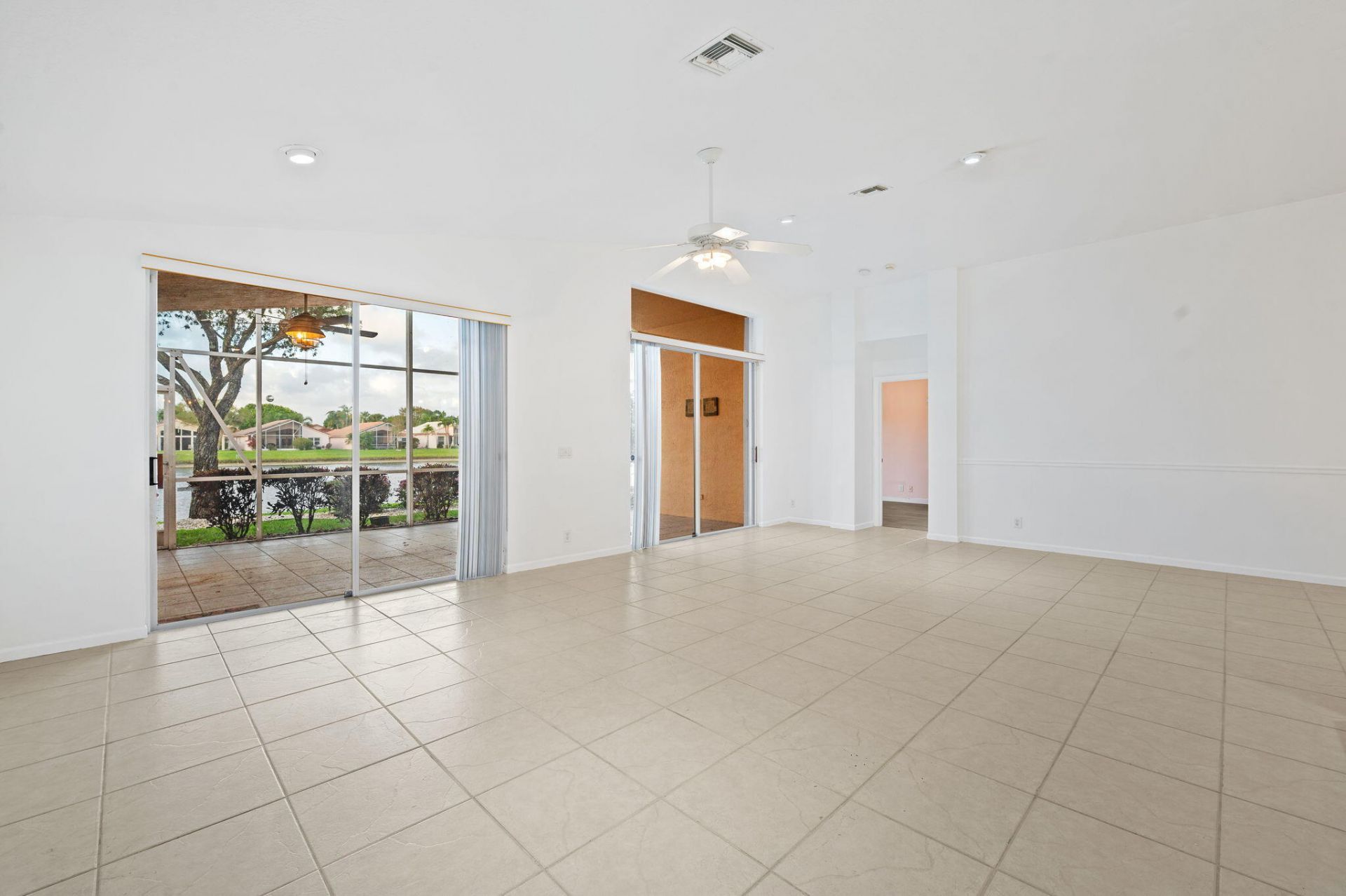 5327 Wycombe Avenue, Boynton Beach, FL 33437 Photo