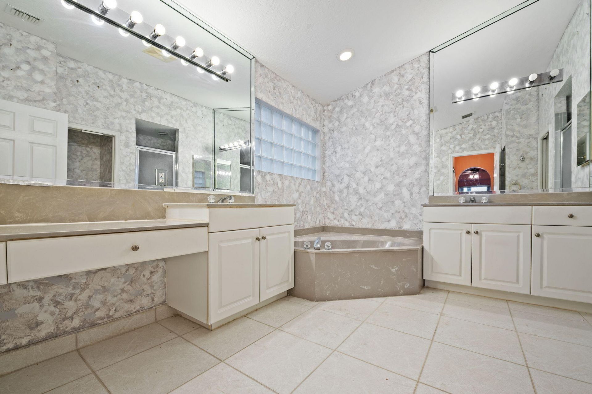 5327 Wycombe Avenue, Boynton Beach, FL 33437 Photo