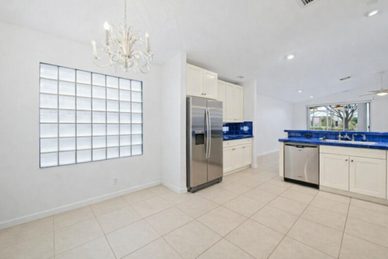 5327 Wycombe Avenue, Boynton Beach, FL 33437 Photo