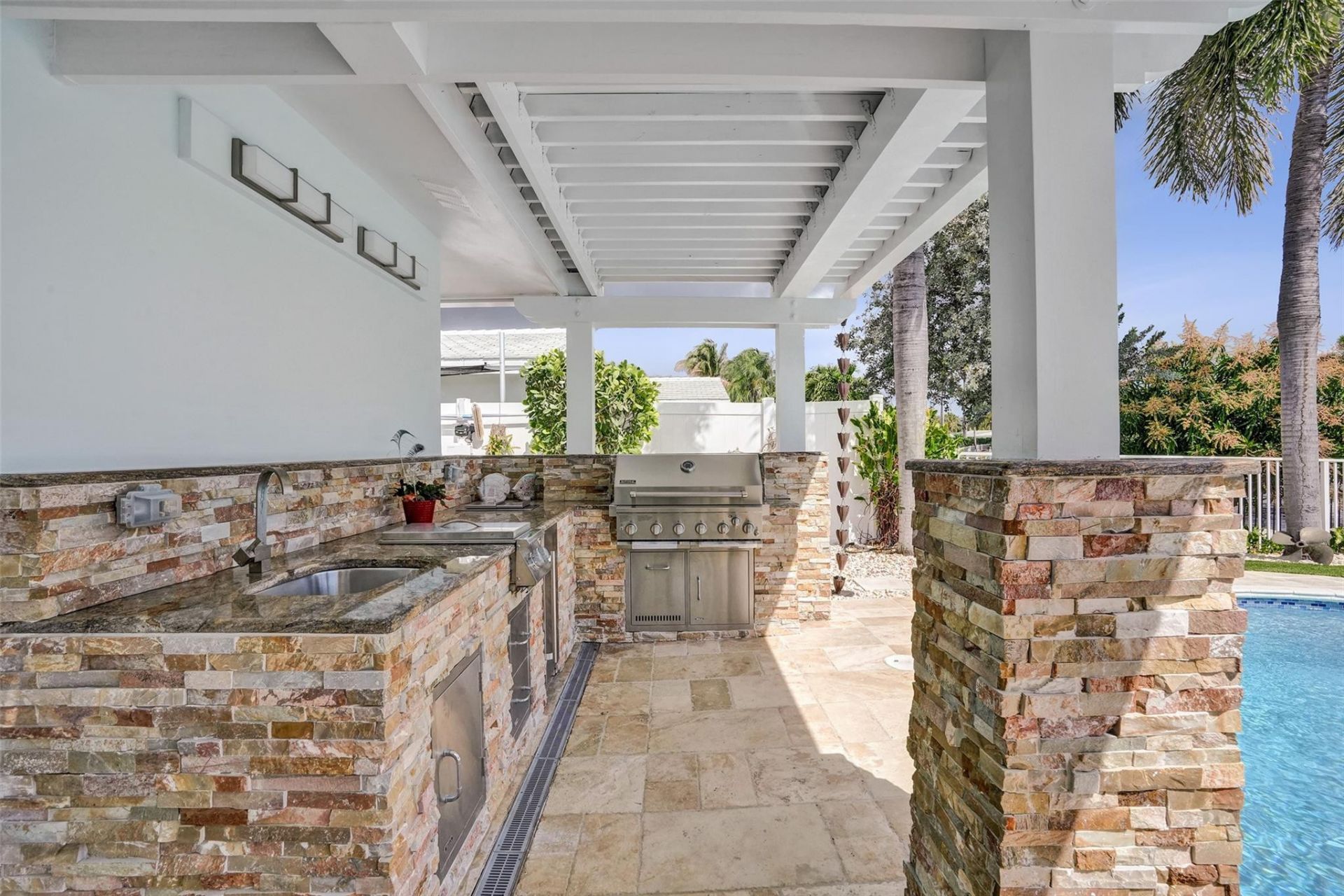 400 SE 5th Terrace, Pompano Beach, FL 33060 Photo