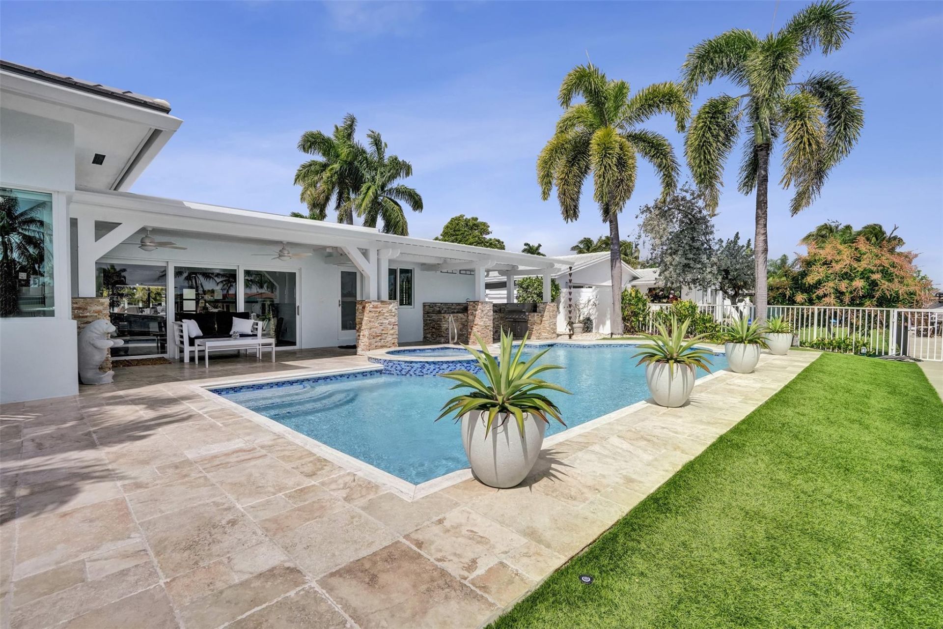 400 SE 5th Terrace, Pompano Beach, FL 33060 Photo