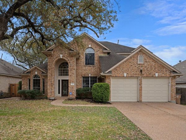 5813 Anselm CT , Austin, TX 78739