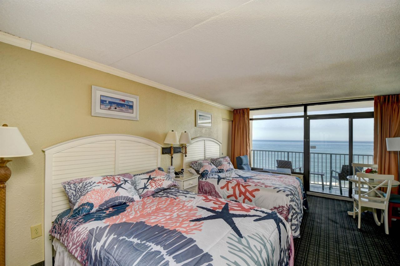 201 74th Ave. N Photo 4