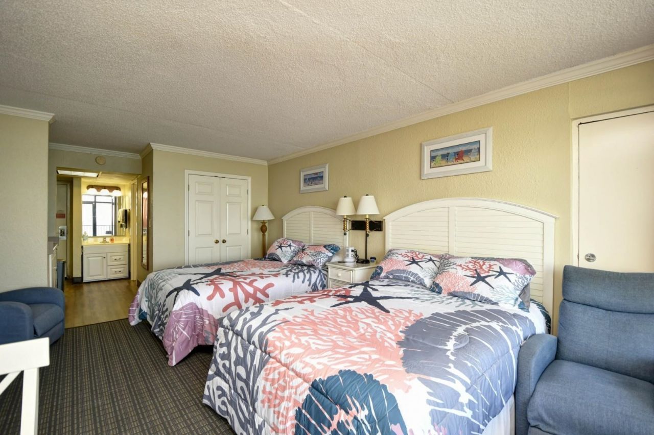 201 74th Ave. N Photo 7