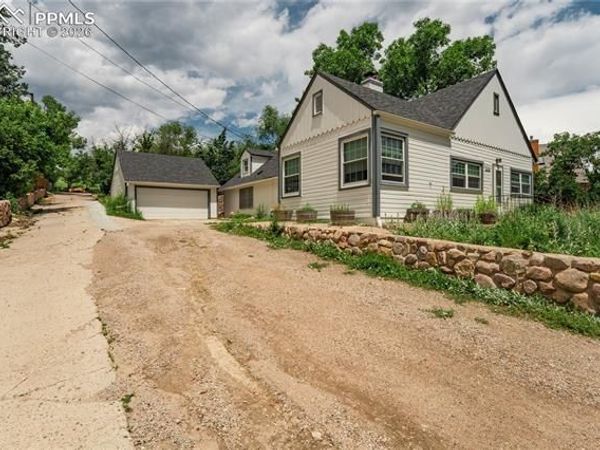 1414 Cheyenne Boulevard, Colorado Springs, CO 80906