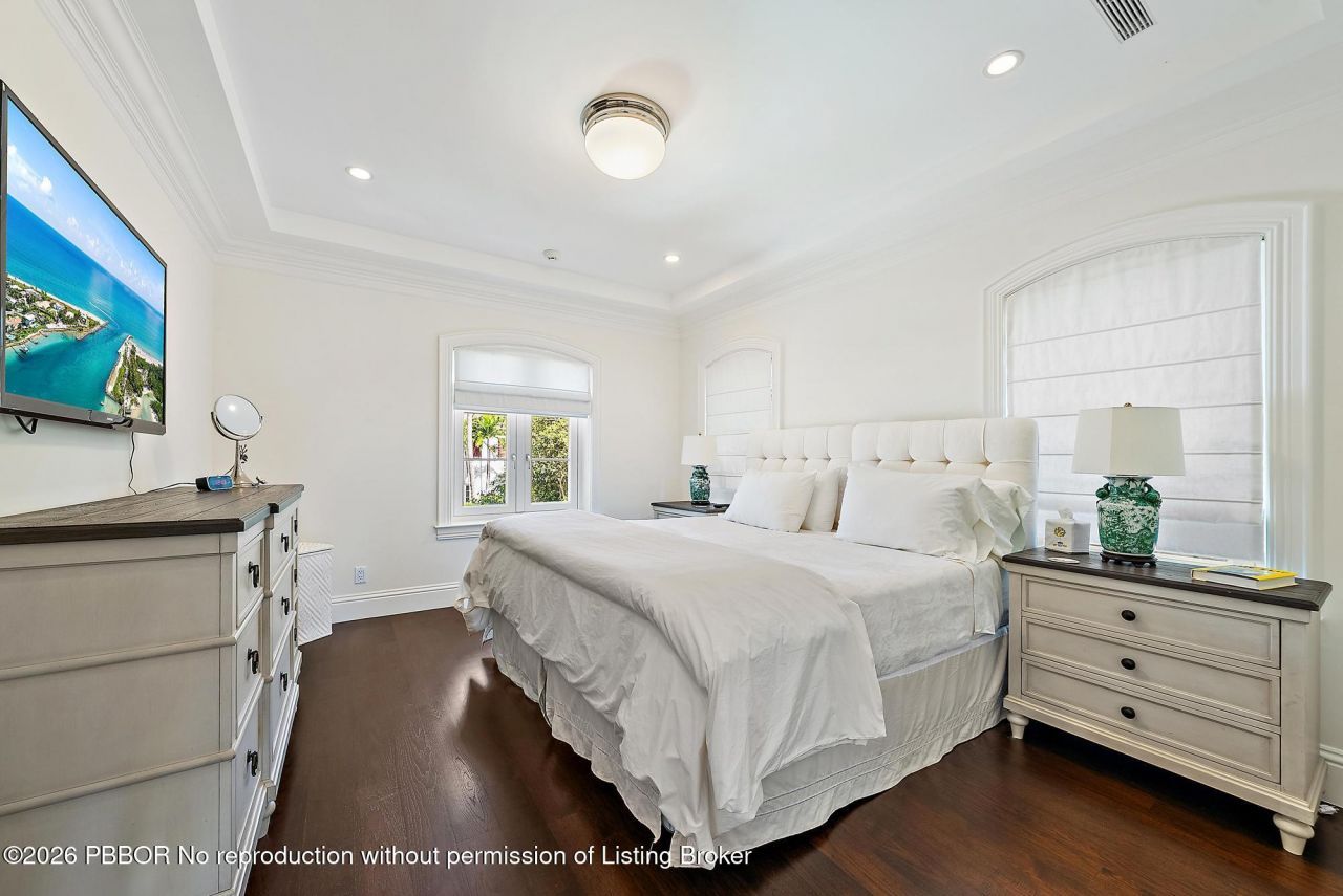 210 Emerald Lane, Palm Beach, FL 33480 Photo