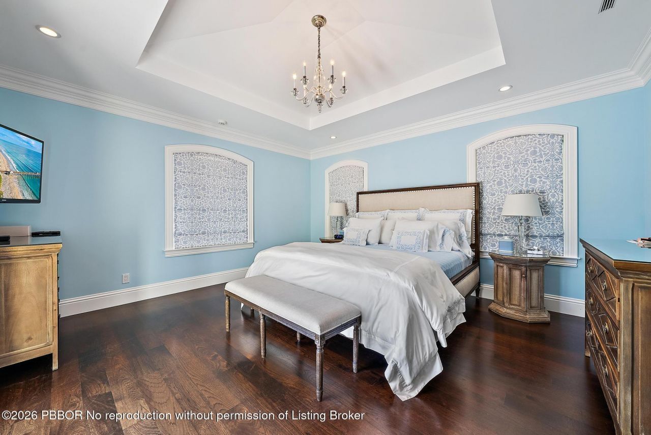 210 Emerald Lane, Palm Beach, FL 33480 Photo