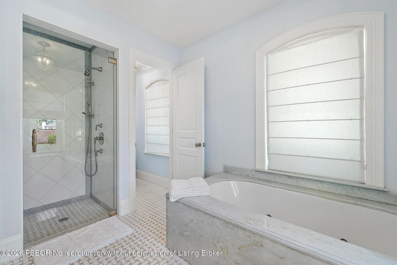 210 Emerald Lane, Palm Beach, FL 33480 Photo