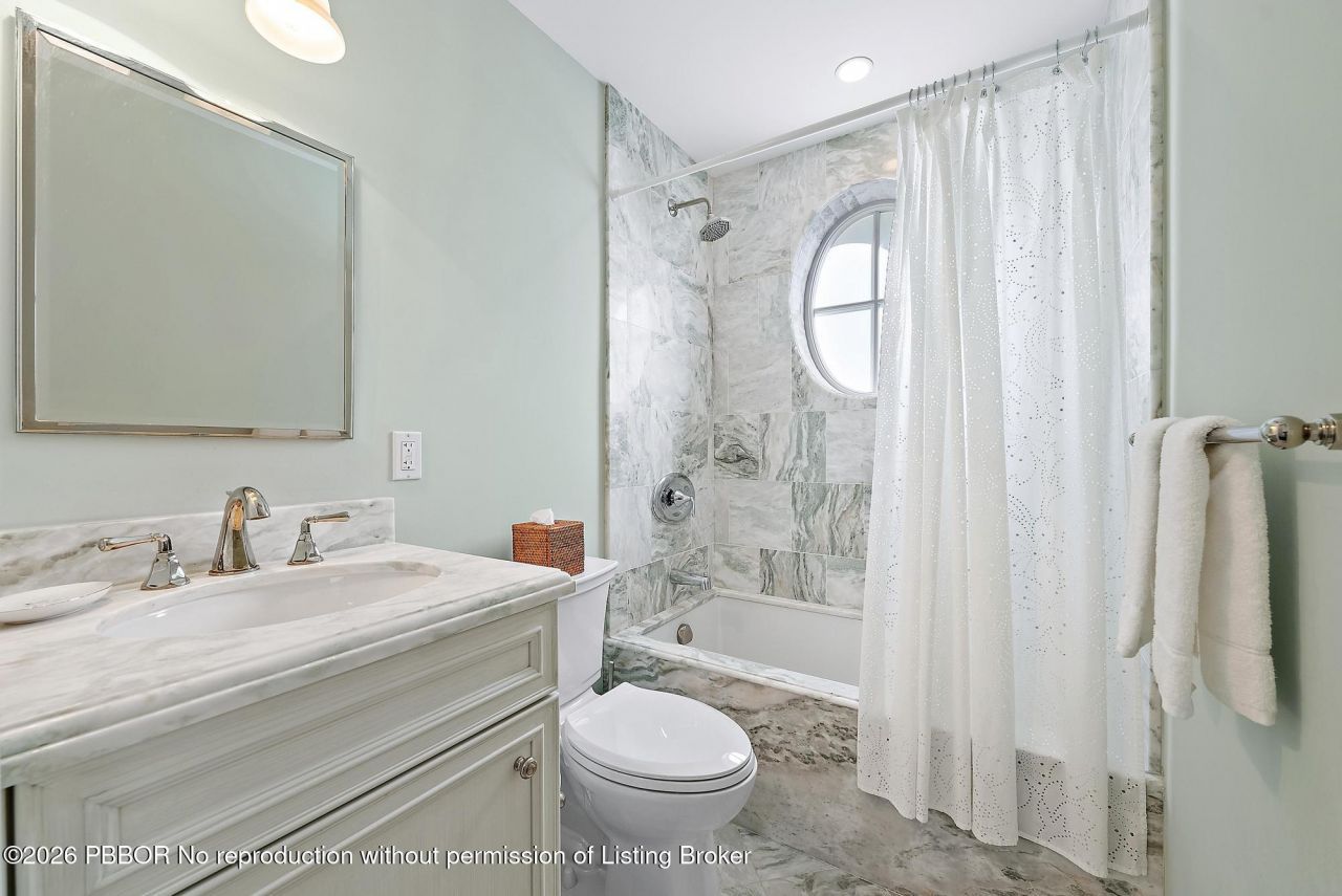 210 Emerald Lane, Palm Beach, FL 33480 Photo