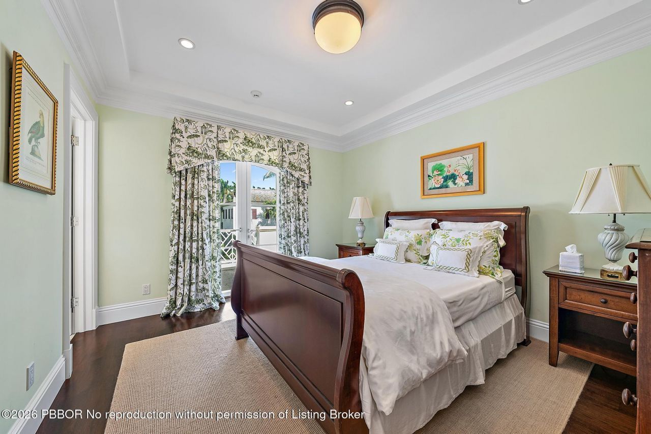 210 Emerald Lane, Palm Beach, FL 33480 Photo