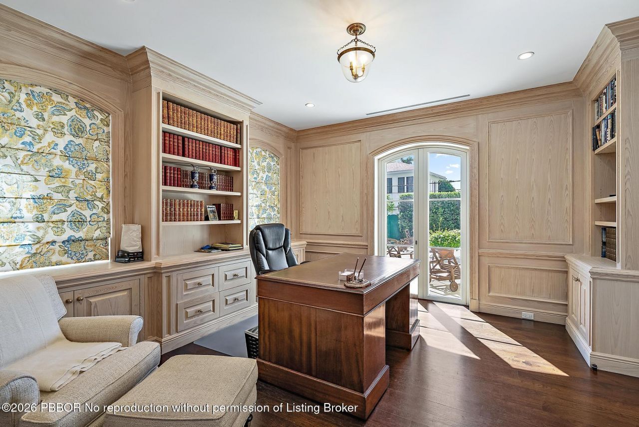 210 Emerald Lane, Palm Beach, FL 33480 Photo