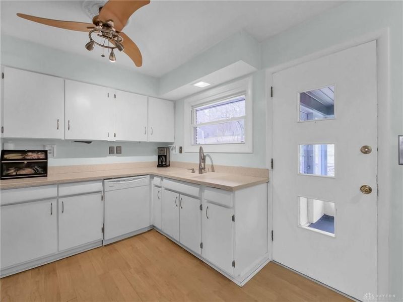 3596 Tait Road, Dayton, OH 45439 Photo 12