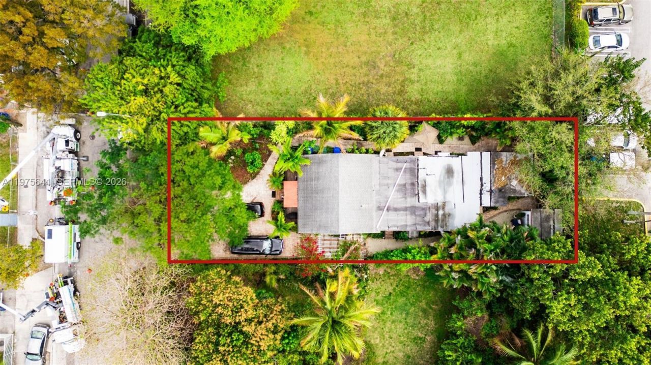 410 NW 31st St , Miami, FL 33127 Photo