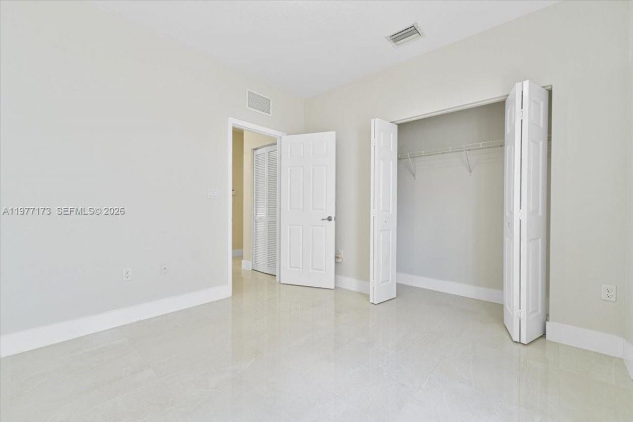 16186 SW 65th Ln, Unit 16186, Miami, FL 33193 Photo
