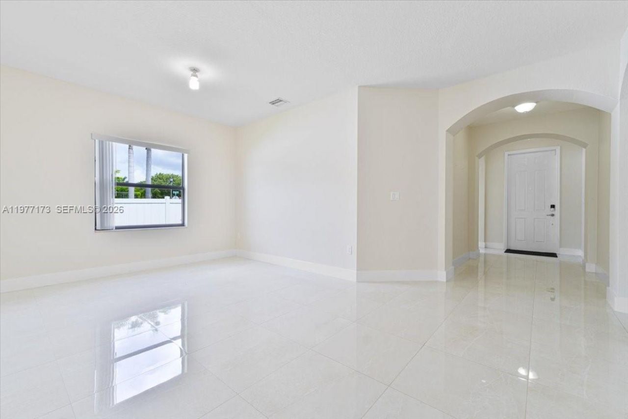 16186 SW 65th Ln, Unit 16186, Miami, FL 33193 Photo