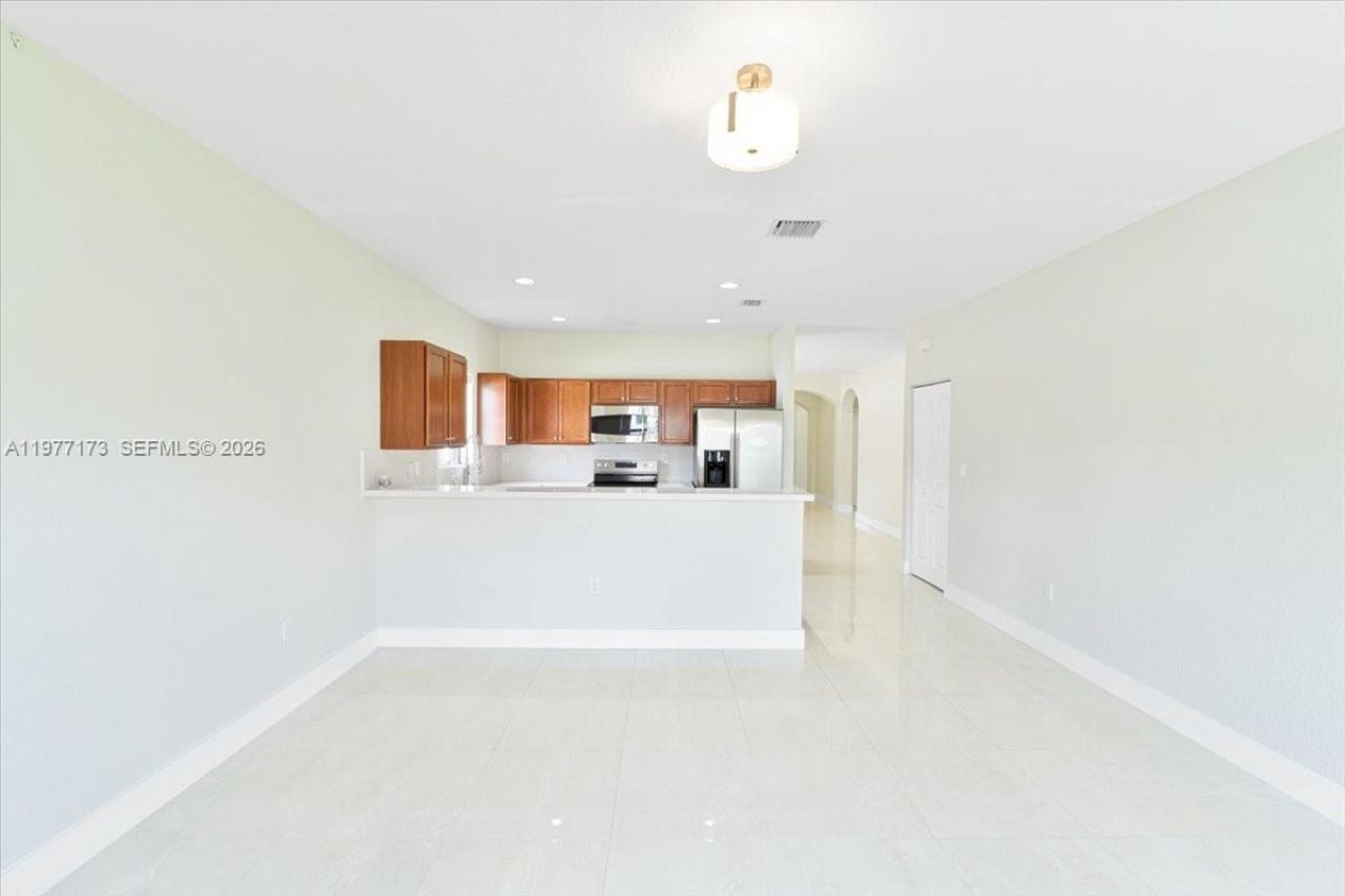 16186 SW 65th Ln, Unit 16186, Miami, FL 33193 Photo