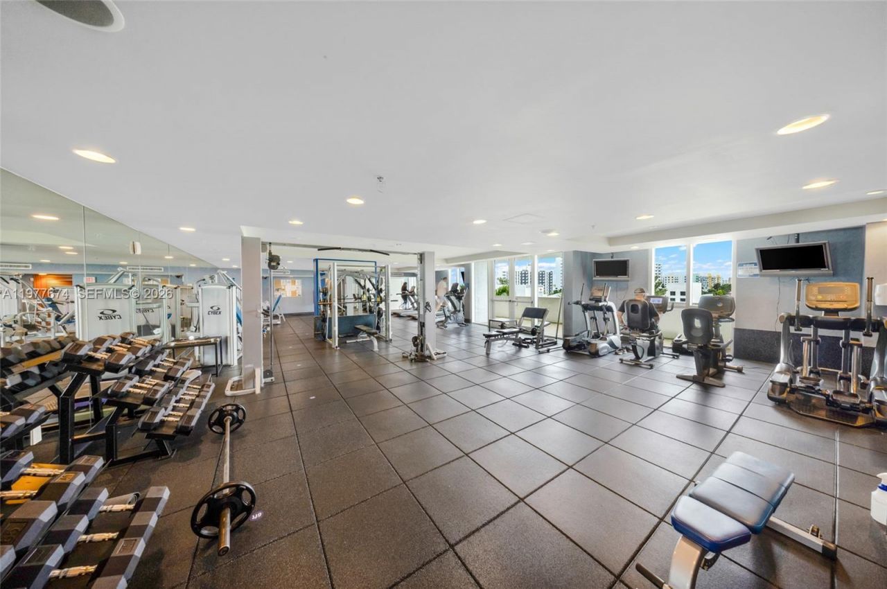 7910 Harbor Island Dr, Unit 901, North Bay Village, FL 33141 Photo