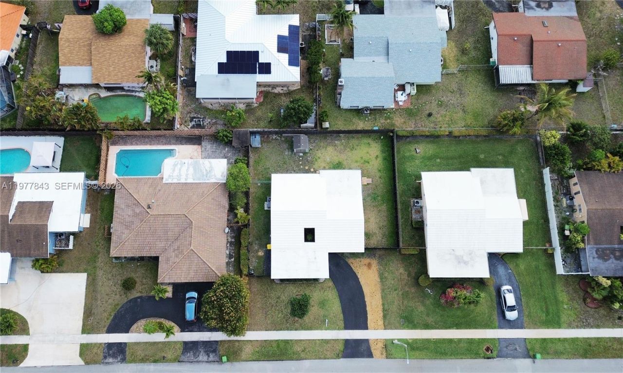 8116 NW 72nd Ave , Tamarac, FL 33321 Photo