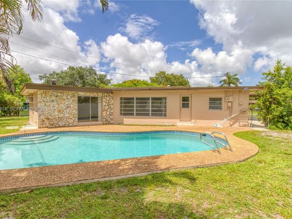 192 SW 62nd Ter, Plantation, FL 33317