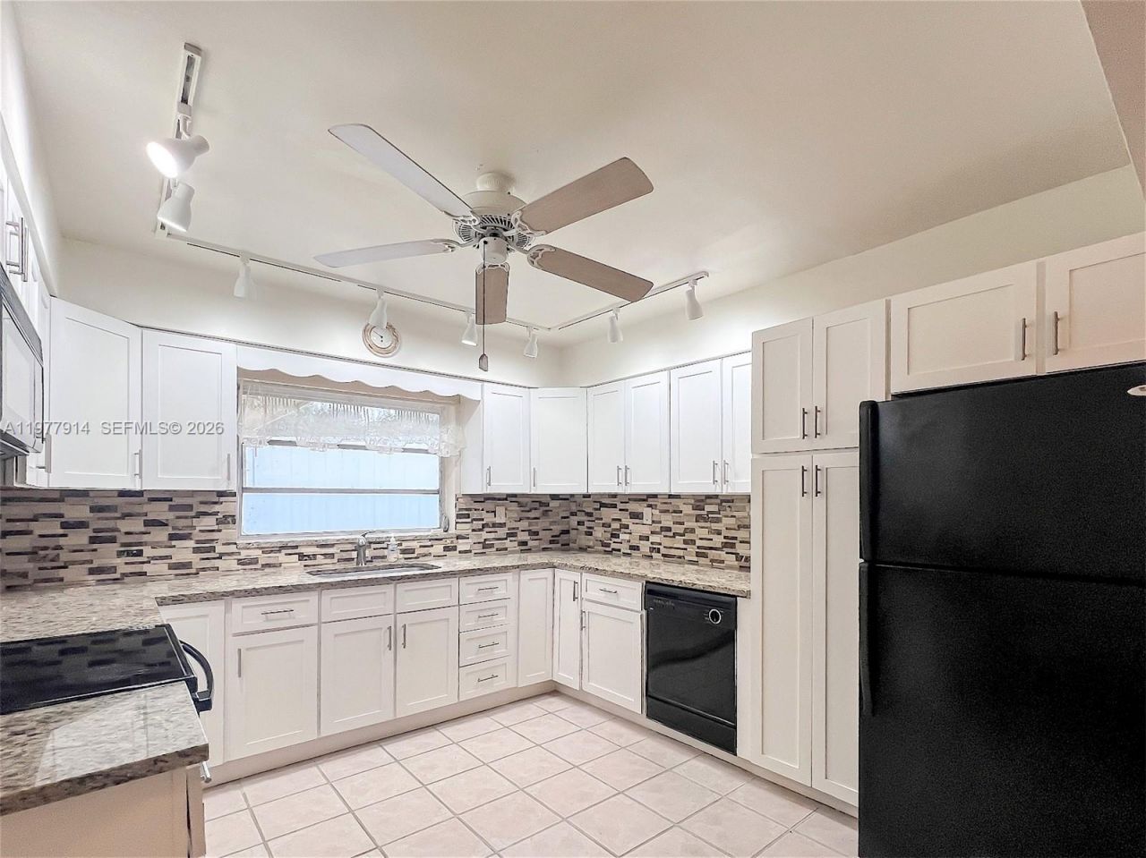 192 SW 62nd Ter, Plantation, FL 33317 Photo