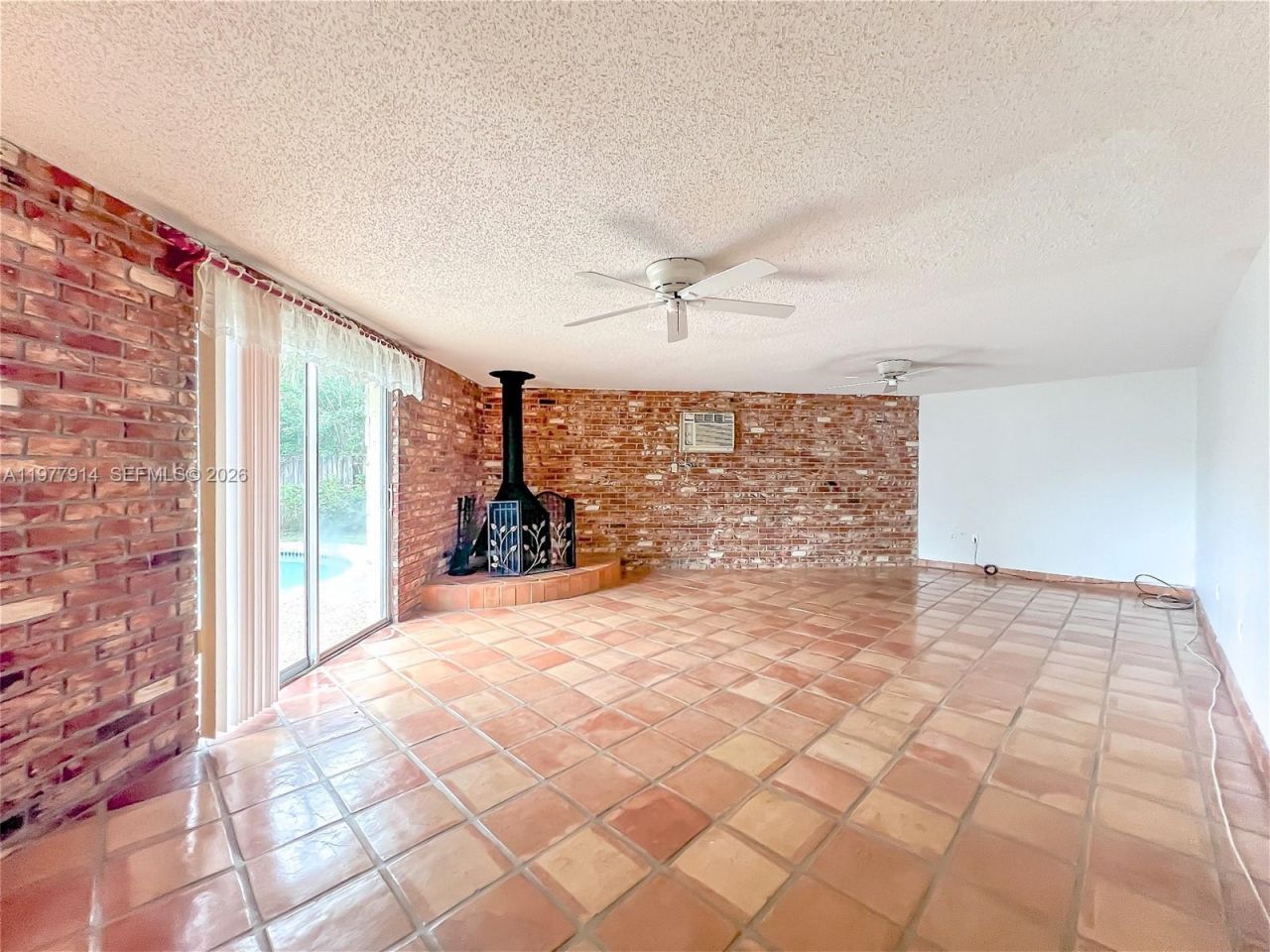 192 SW 62nd Ter, Plantation, FL 33317 Photo