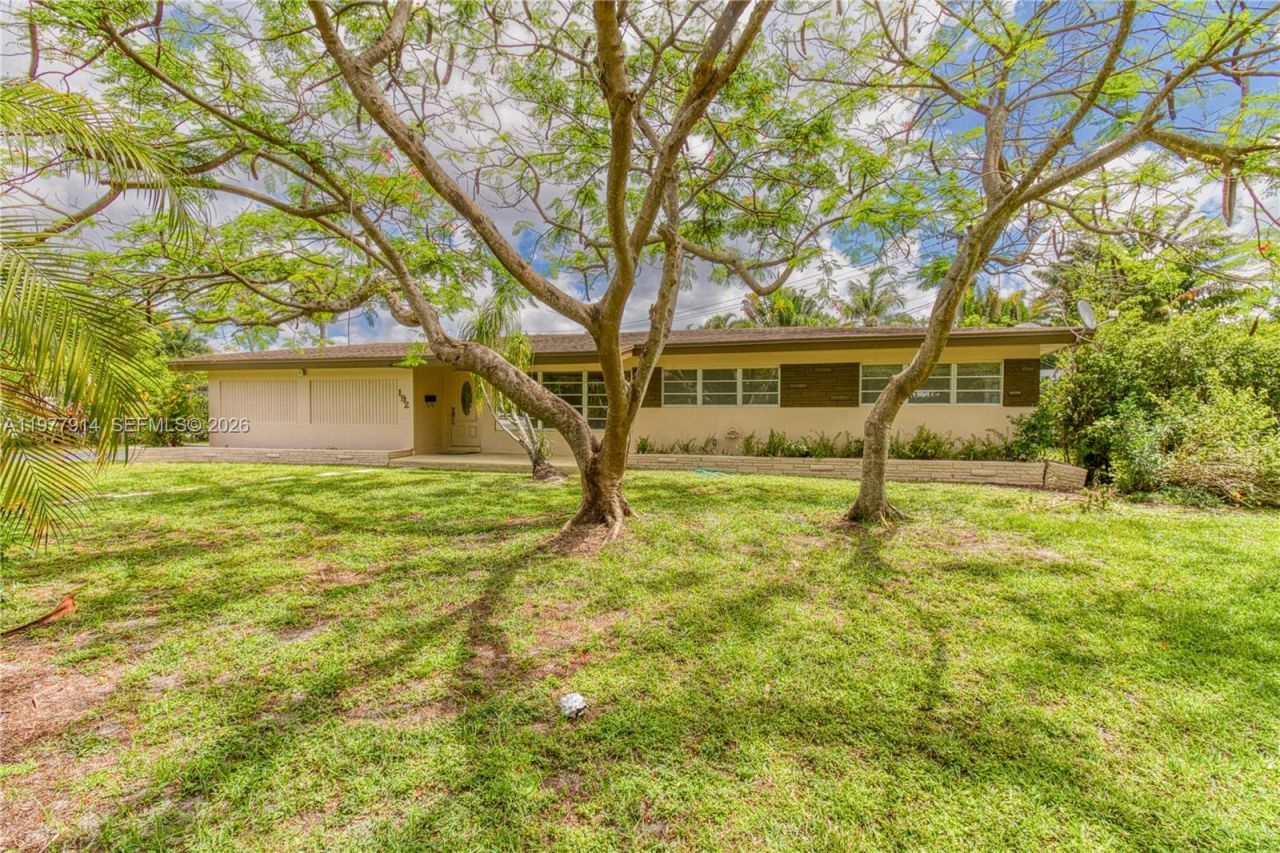 192 SW 62nd Ter, Plantation, FL 33317 Photo