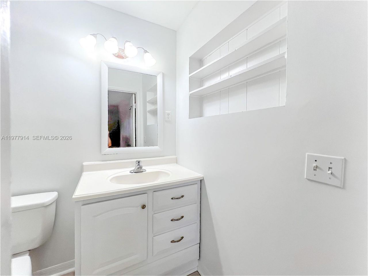 192 SW 62nd Ter, Plantation, FL 33317 Photo