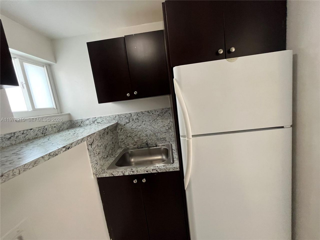 960 Biarritz Dr , Unit 14, Miami Beach, FL 33141 Photo