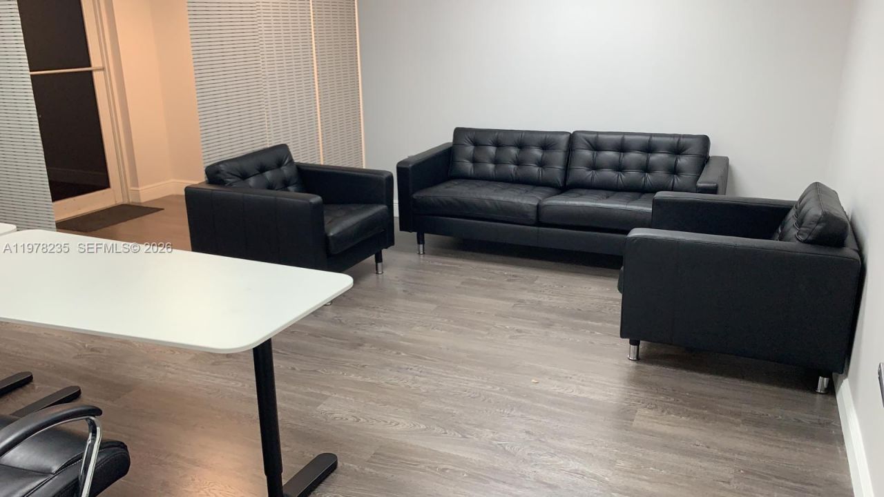 6030 NW 99th Ave, Unit 401, Doral, FL 33178 Photo