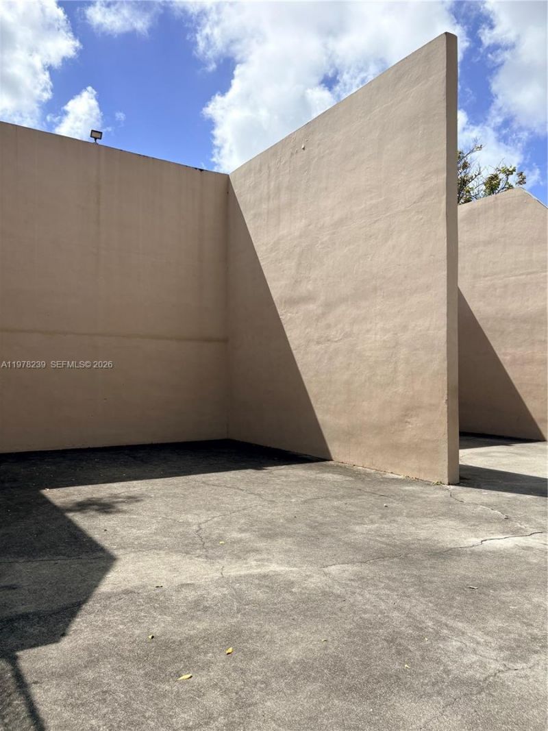 1701 NW 96th Ter, Unit 1E, Pembroke Pines, FL 33024 Photo