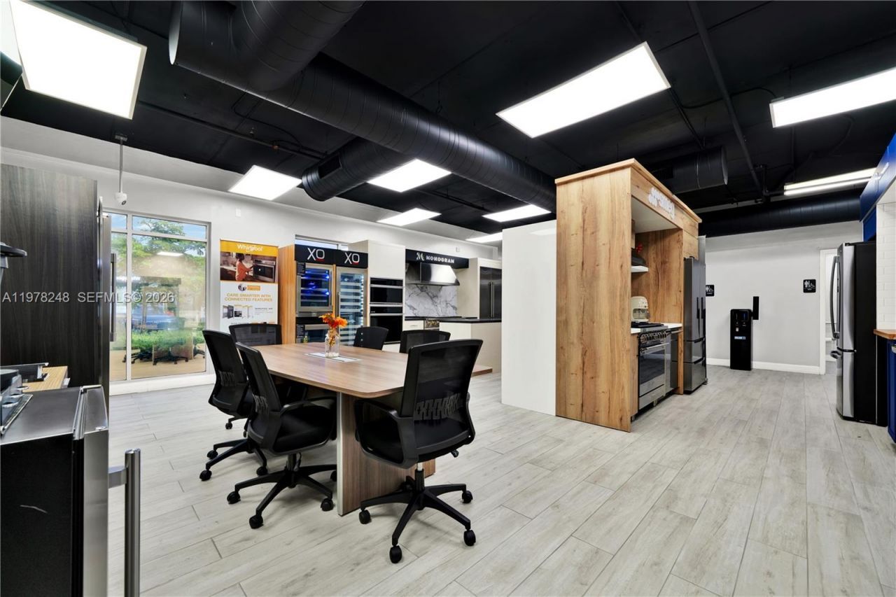 7770 NW 46th St , Unit 23, Doral, FL 33166 Photo